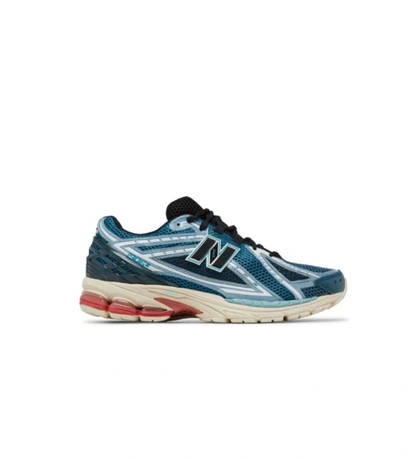 New Balance 1906R Foot patrol
